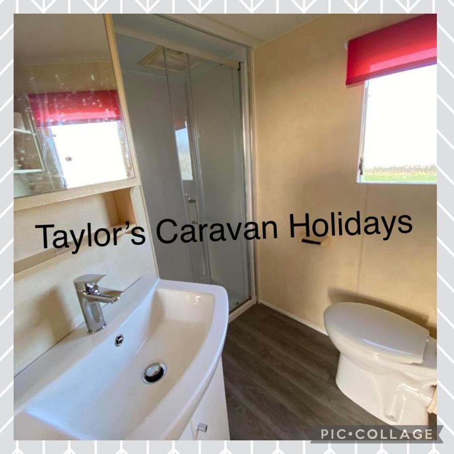 Taylor's Caravan Holiday's 8 Berth
