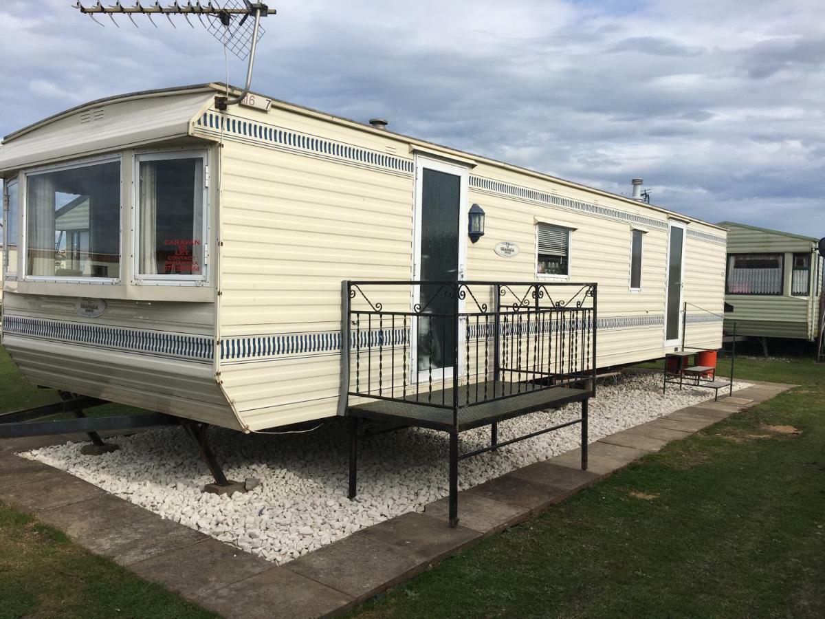 Taylor's Caravan Holiday's 8 Berth Campsite Ingoldmells
